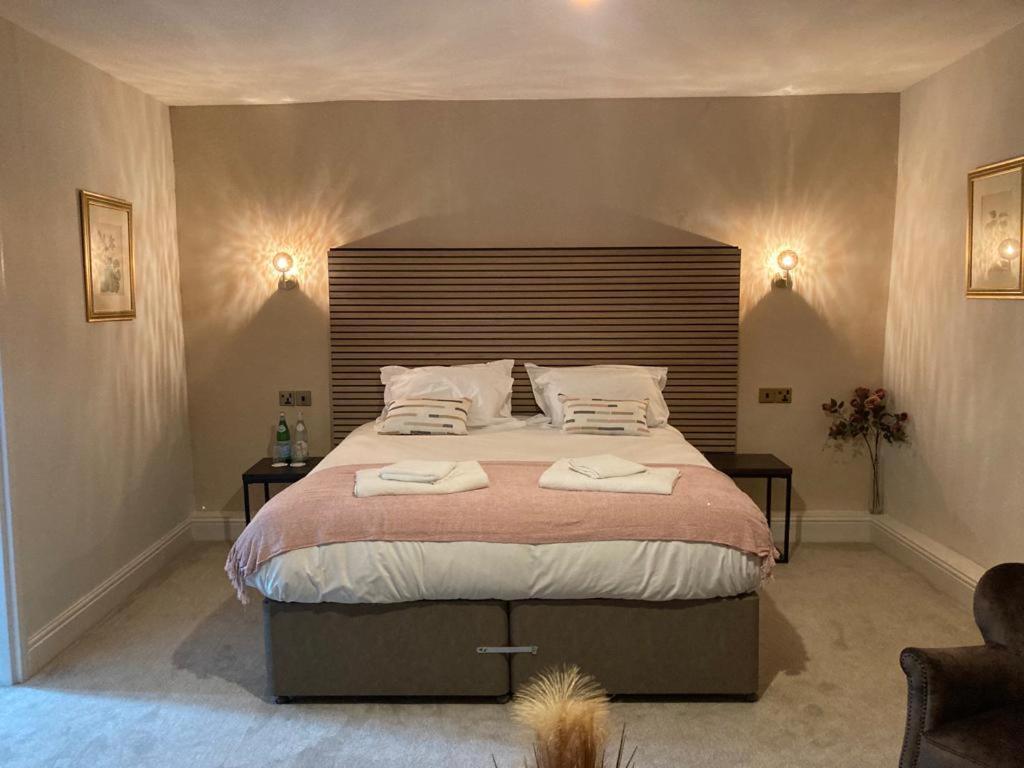 Woodborough Hall Esterno foto